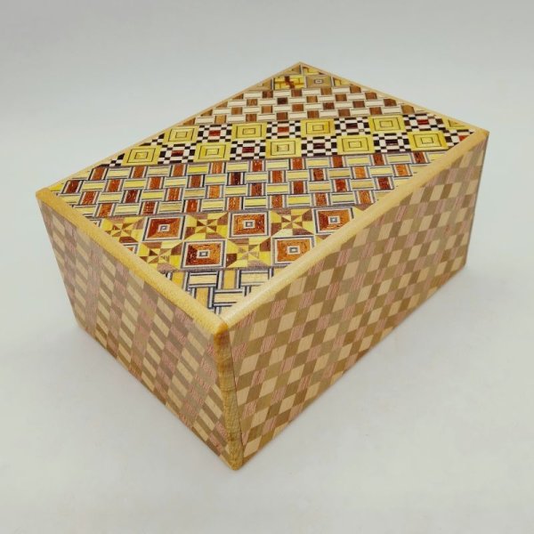 Photo1: 27 steps Yosegi/Ichimatsu 4.2 sun Japanese puzzle box Himitsu-bako (1)