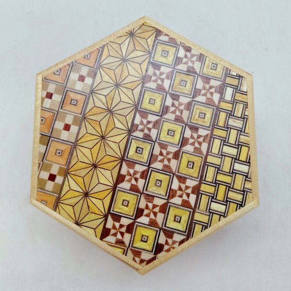 Photo6: 6 steps Hexagon Yosegi/Ichimatsu Japanese puzzle box Himitsu-bako (6)