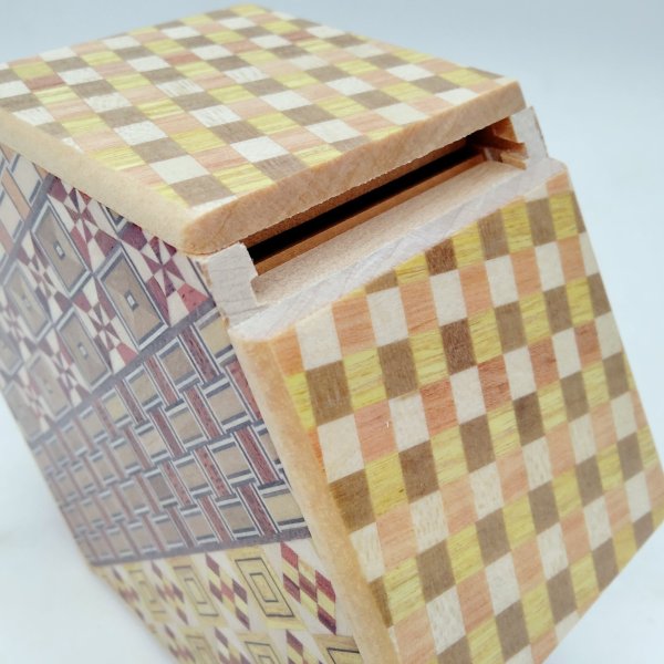 Photo5: 6 steps Hexagon Yosegi/Ichimatsu Japanese puzzle box Himitsu-bako (5)