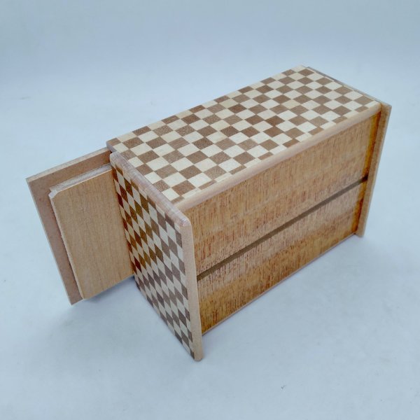 Photo4: The knock box 5 steps Zebra-wood/Ichimatsu 4 sun Japanese puzzle box Himitsu-bako (4)