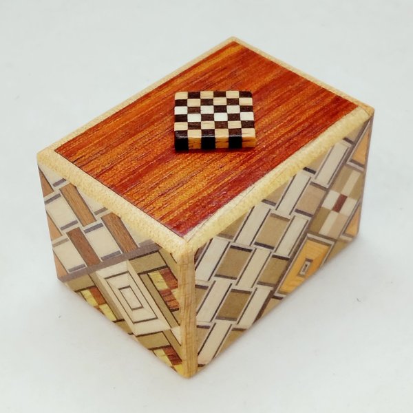 Photo1: 18 steps Solid Ichimatsu Mosaic Mame 1 sun Japanese puzzle box Himitsu-bako (1)