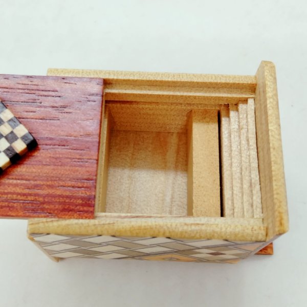 Photo4: 18 steps Solid Ichimatsu Mosaic Mame 1 sun Japanese puzzle box Himitsu-bako (4)