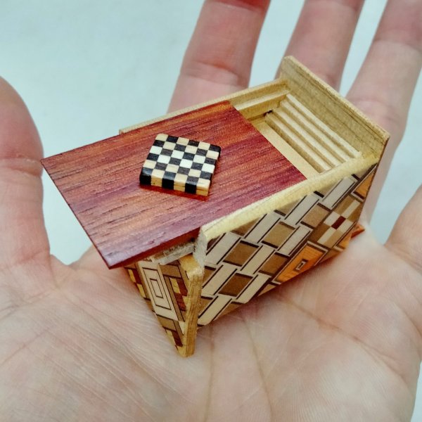 Photo2: 18 steps Solid Ichimatsu Mosaic Mame 1 sun Japanese puzzle box Himitsu-bako (2)