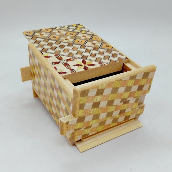 Photo5: 18 steps Yosegi/Ichimatsu 3 sun Japanese puzzle box Himitsu-bako (5)
