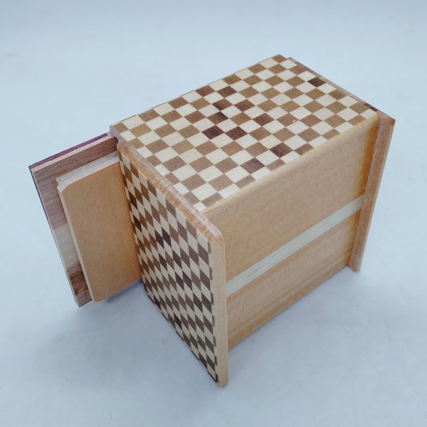 Photo5: The knock box Unique 5 steps Natural wood/Ichimatsu Square Japanese puzzle box Himitsu-bako (5)