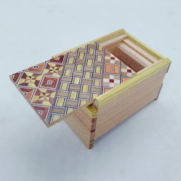 Photo2: 5 steps Yosegi/Natural wood 2.5 sun Japanese puzzle box Himitsu-bako (2)