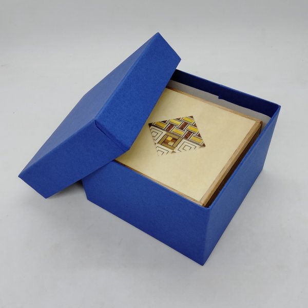 Photo7: Square 12 steps One-point yosegi brown wooden edges Japanese puzzle box Himitsu-bako (7)