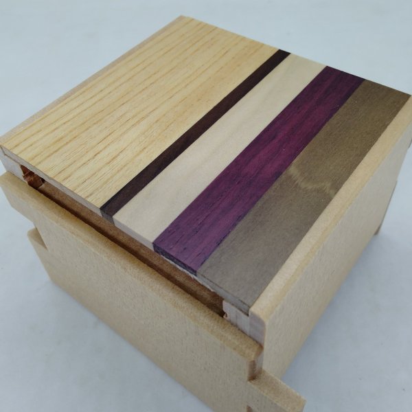 Photo6: Square 12 steps Natural wood Five types/Agathis Japanese puzzle box Himitsu-bako (6)