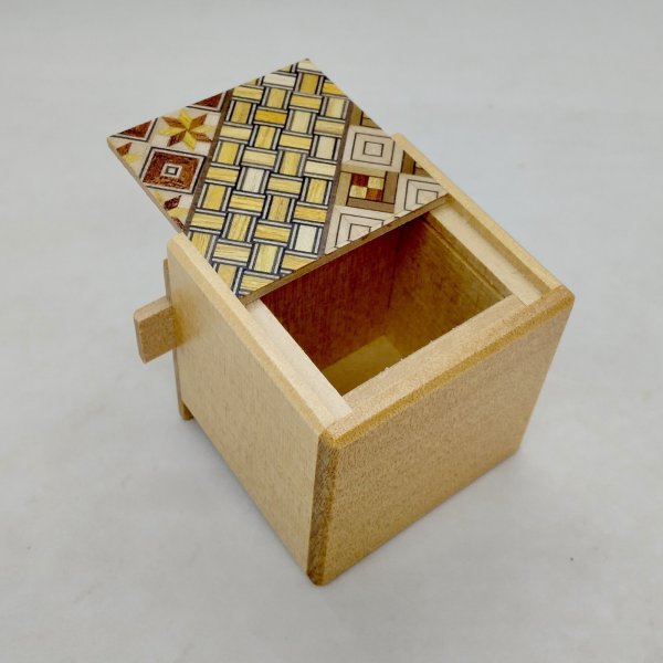 Photo5: 7 steps Cube Yosegi/Naturalwood 2 sun Japanese puzzle box Himitsu-bako (5)