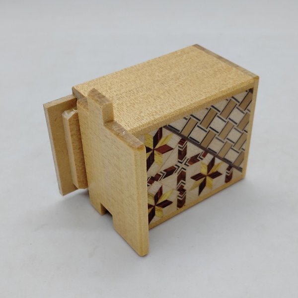 Photo4: 7 steps Yosegi/Agathis wood 2 sun Japanese puzzle box Himitsu-bako (4)