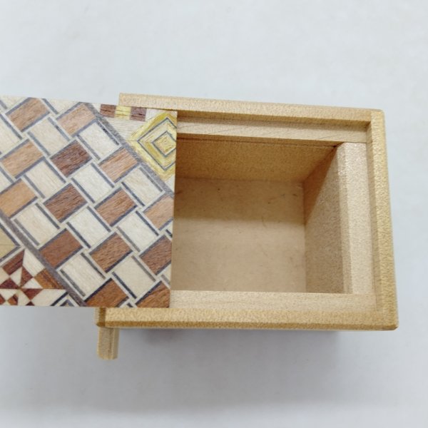 Photo3: 7 steps Yosegi/Agathis wood 2 sun Japanese puzzle box Himitsu-bako (3)