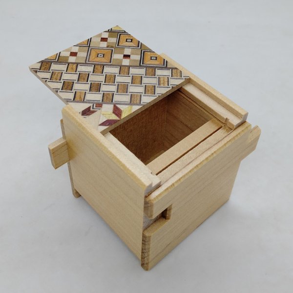 Photo5: 12 steps Cube Yosegi/Naturalwood 2 sun Japanese puzzle box Himitsu-bako (5)