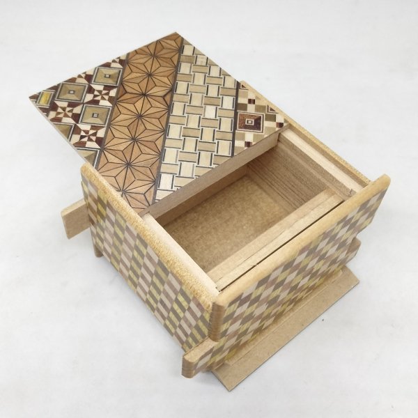 Photo3: Square 18 steps Yosegi/ichimatsu Japanese puzzle box Himitsu-bako (3)