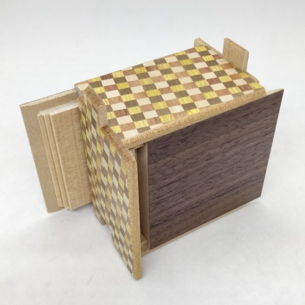 Photo4: Square 18 steps Random-grain/ichimatsu Japanese puzzle box Himitsu-bako 01 (4)