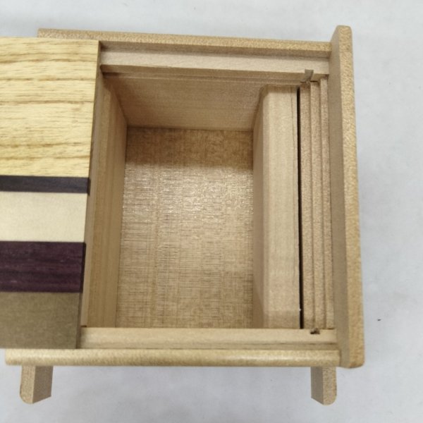 Photo5: Square 18 steps Natural wood/ichimatsu Japanese puzzle box Himitsu-bako 202510 (5)