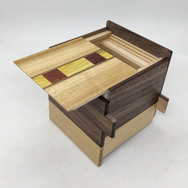 Photo2: 18 steps Natural wood 3 sun Cube Japanese puzzle box Himitsu-bako 202511 (2)