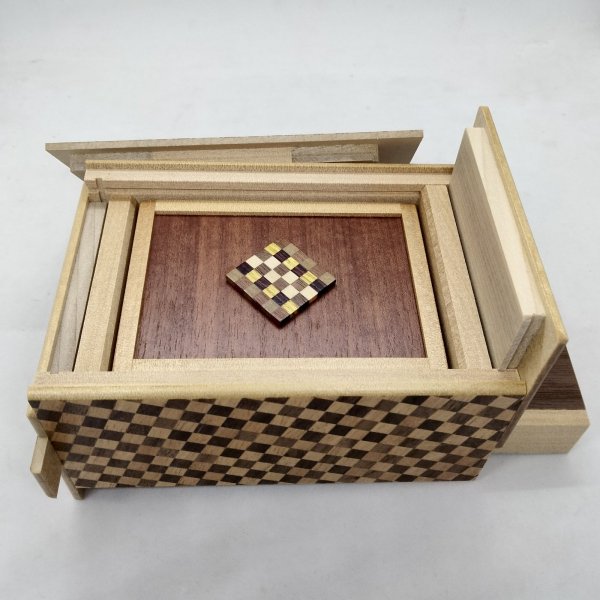Photo2: Drawer 10 steps Nested-box yosegi/Ichimatsu 5 sun Japanese puzzle box Himitsu-bako (2)