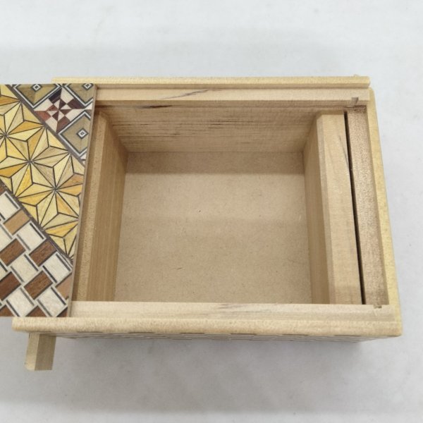 Photo3: 14 steps Yosegi/Ichimatsu 4 sun Japanese puzzle box Himitsu-bako (3)