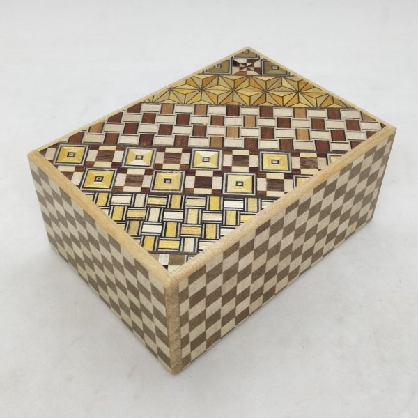 Photo1: 14 steps Yosegi/Ichimatsu 4 sun Japanese puzzle box Himitsu-bako (1)