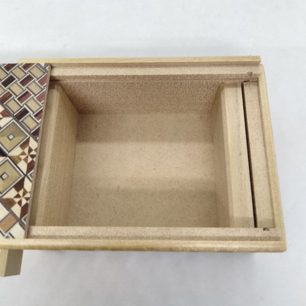 Photo4: 14 steps Yosegi(top panel)/Ichimatsu 4 sun Japanese puzzle box Himitsu-bako (4)