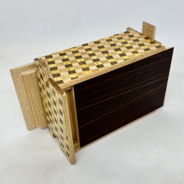 Photo3: 21 steps Yosegi (top panel)/Ichimatsu 4 sun Japanese puzzle box Himitsu-bako  (3)