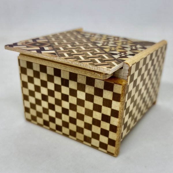 Photo5: The knock box 5 steps Yosegi/Ichimatsu Square Japanese puzzle box Himitsu-bako (5)