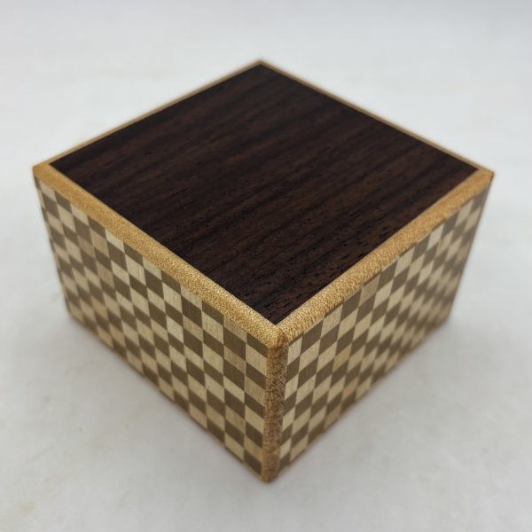 Photo1: Square 14 steps Rosewood.Ichimatsu Japanese puzzle box Himitsu-bako (1)