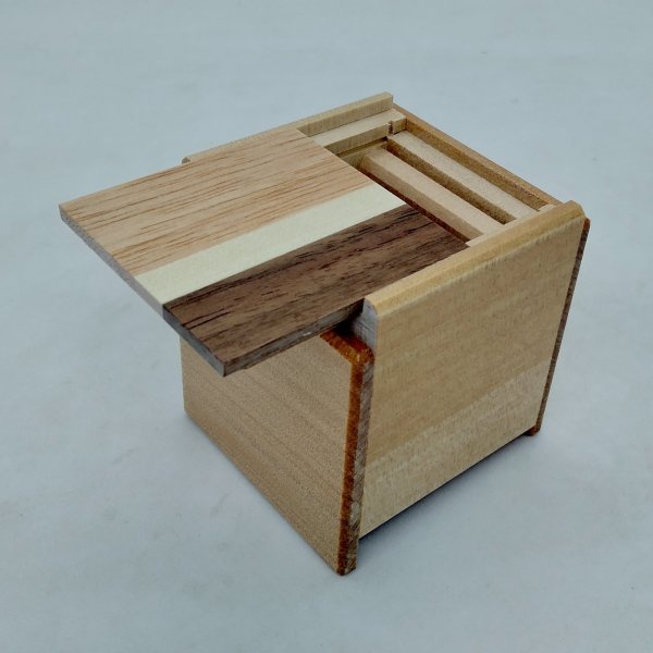 Photo6: 4 steps Natural wood Cube 2 sun Japanese puzzle box Himitsu-bako (6)
