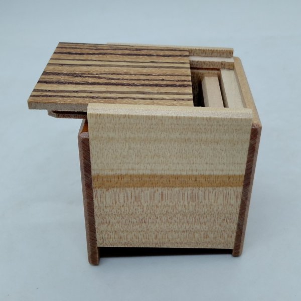 Photo5: 4 steps Zebra-wood.Agathis-wood Cube 2 sun Japanese puzzle box Himitsu-bako (5)