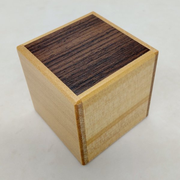 Photo1: 4 steps Rosewood.Agathis-wood Cube 2 sun Japanese puzzle box Himitsu-bako (1)
