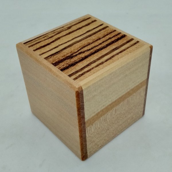 Photo1: 4 steps Zebra-wood.Agathis-wood Cube 2 sun Japanese puzzle box Himitsu-bako (1)