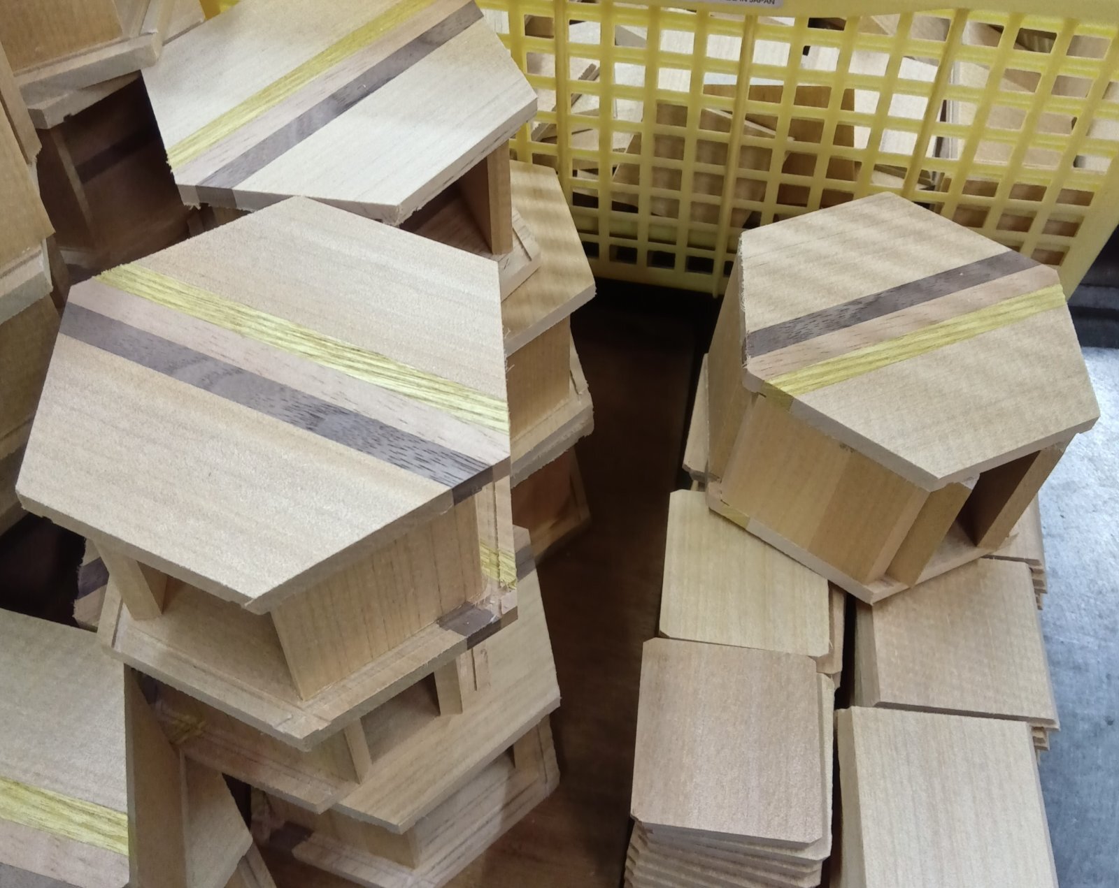 Hexagonal box – Making the Aruki panels