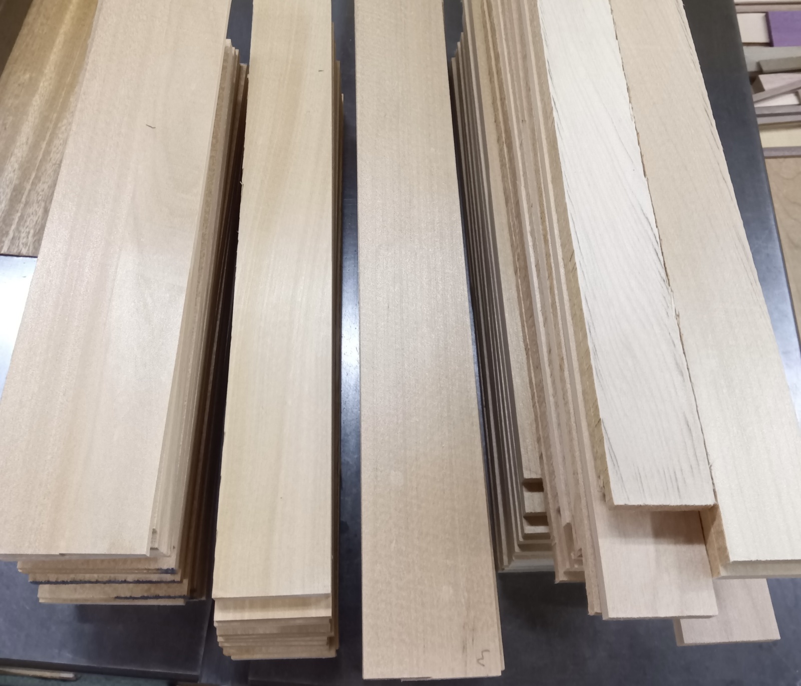 Hexagonal box with a Light feeling