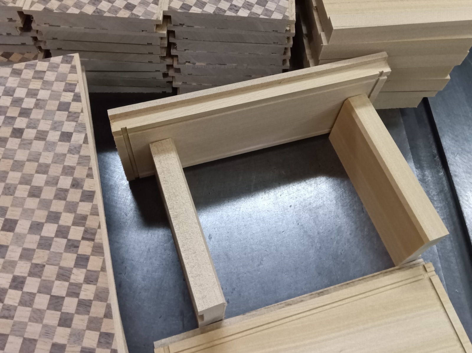 The Saw blade thickness and the Pattern shift