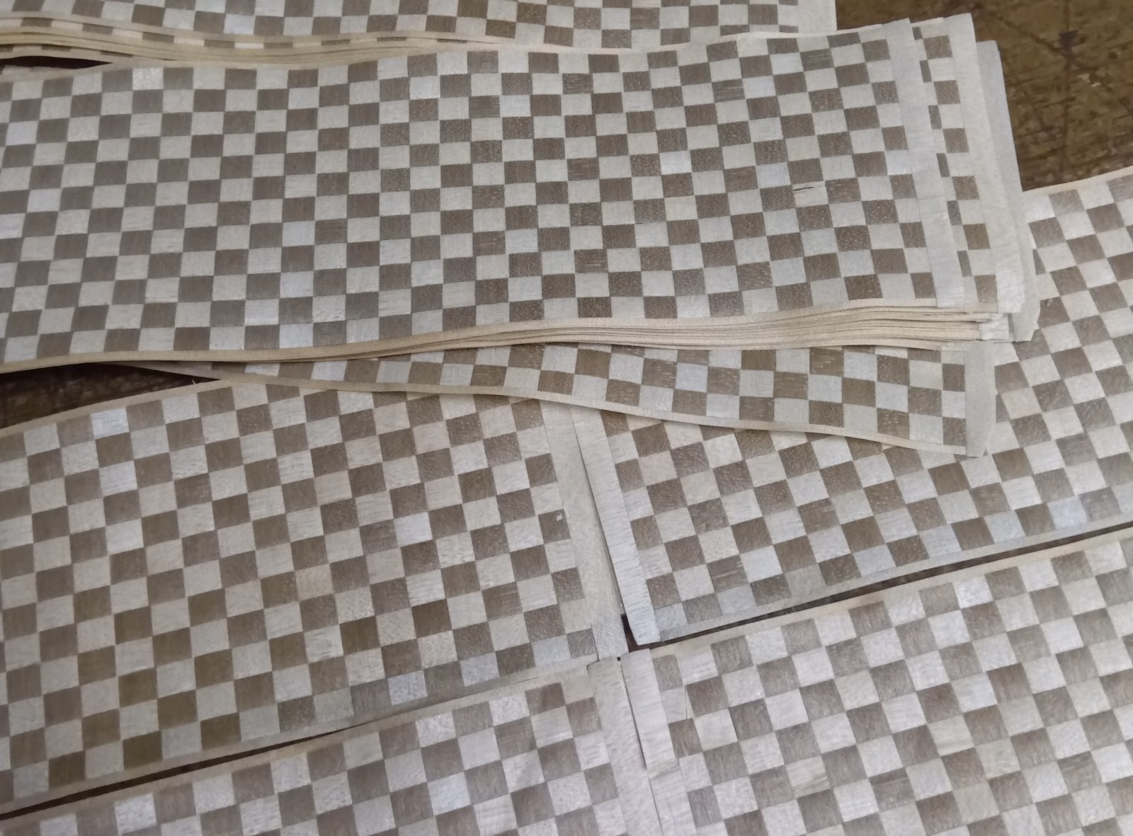 Straight sliced yosegi sheets