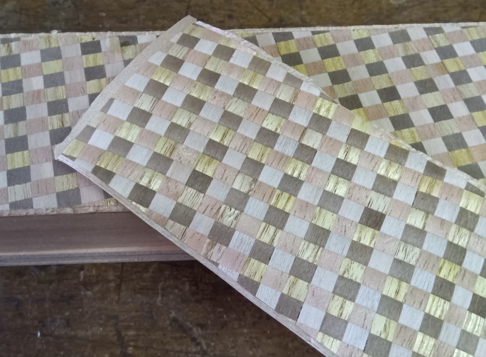 Types of glue for sheet bonding