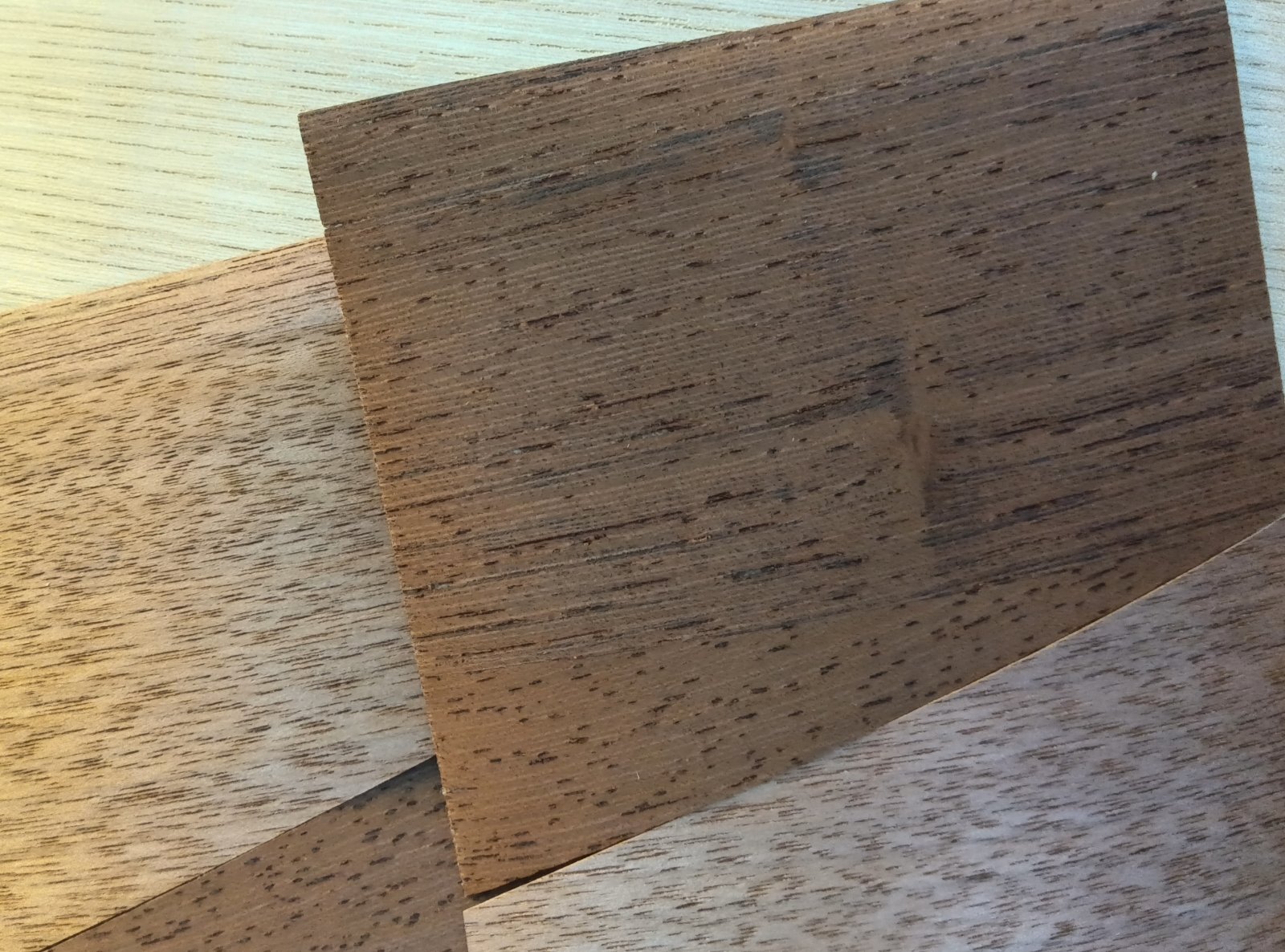 Making random wood grain panels