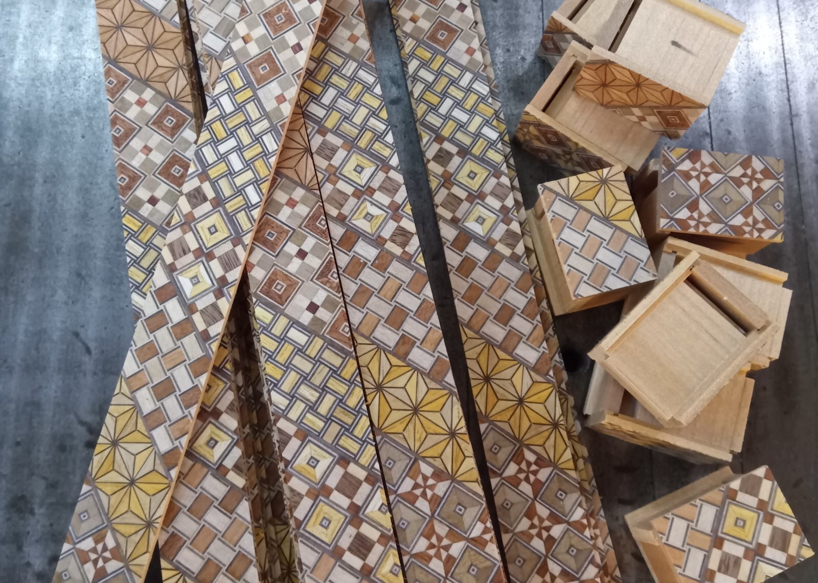 The question of patterns on mame boxes