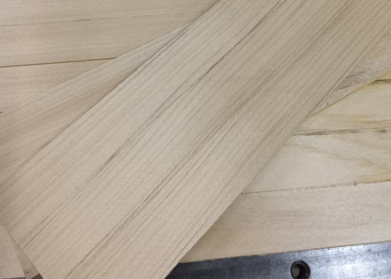 Preparation of the top and bottom aruki panels