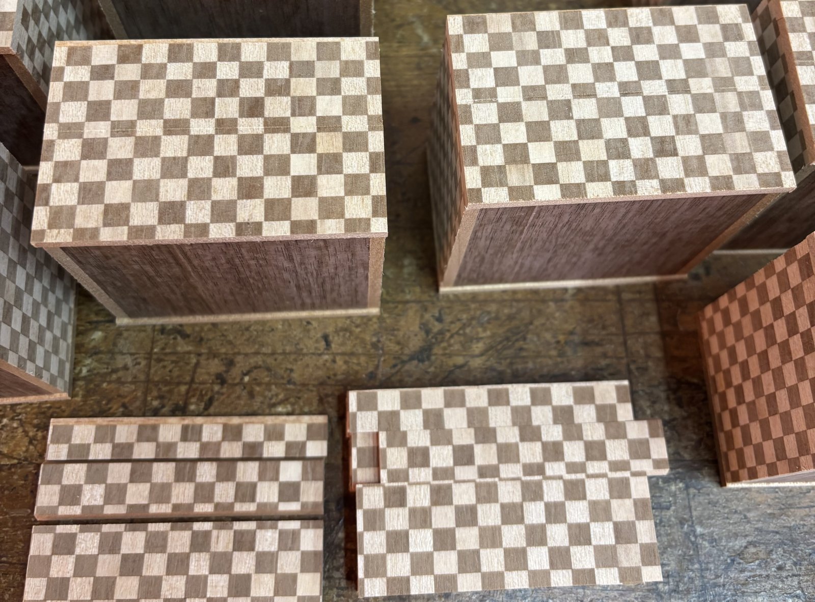 The Advantage of Vertical Patterns